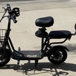 2024 EILLEO Electric Scooter  2 Seater.