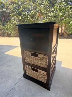 Dresser organizer