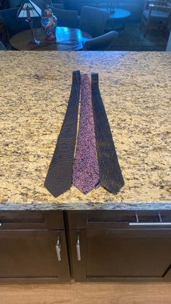Saks  Fifth Avenue Ties 