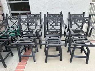 Outdoor Patio chairs / bar chairs
