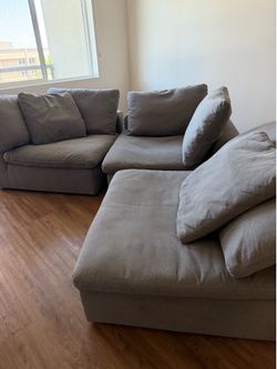 3-Piece Modular Sectional Sofa - EXCELLENT CONDITION!!!