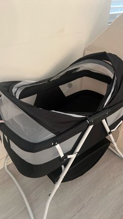 Dream On Me Baby Bassinet