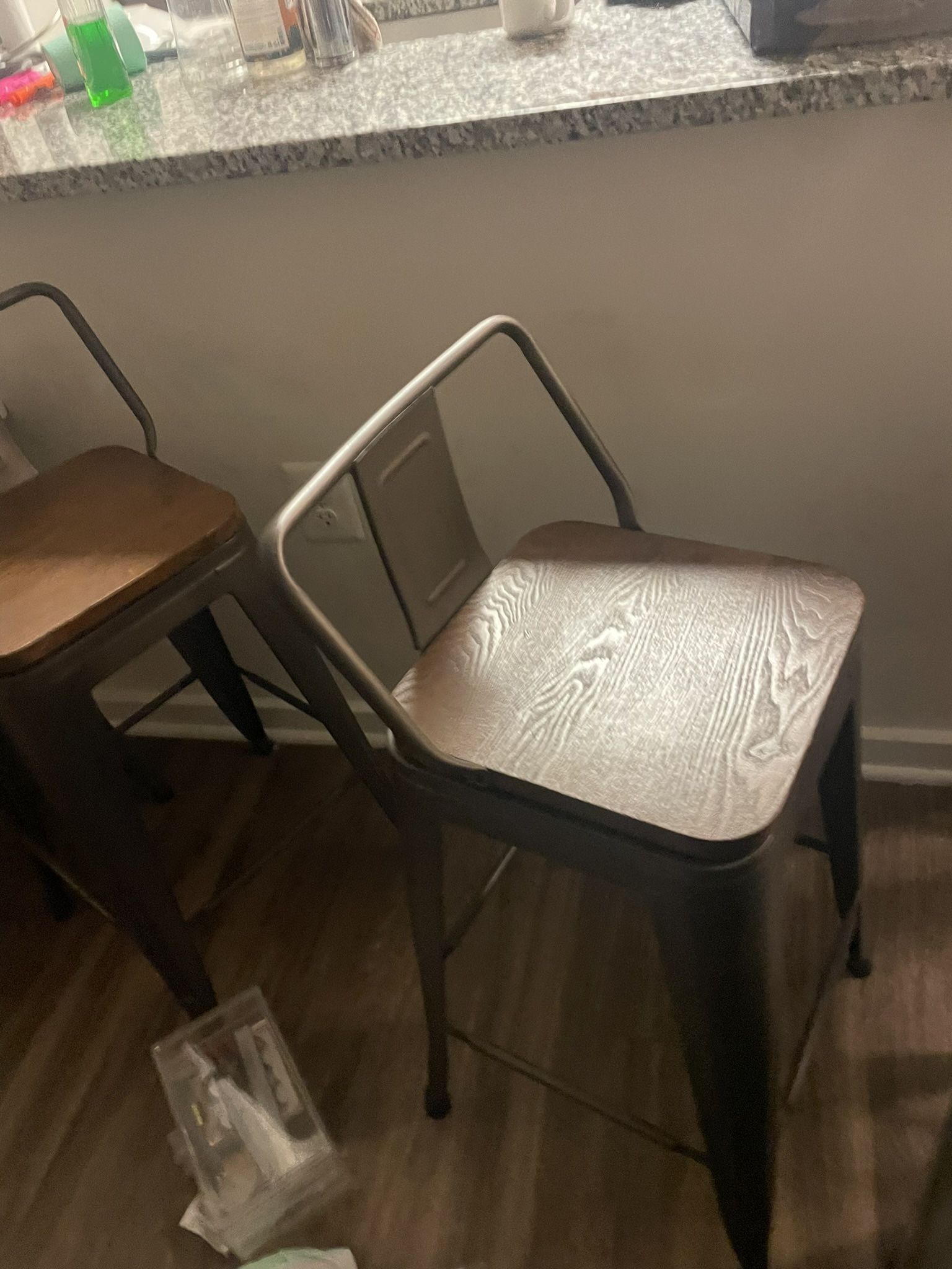 Swivel Bar Counter Stools (4)