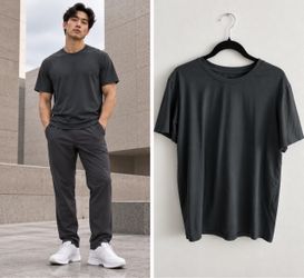 ALO Yoga Men’s Conquer Reform T-Shirt Size Large Black