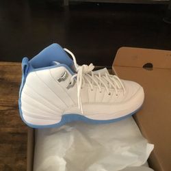 New Kid’s Air Jordan 12 Retro size 6Y/7.5W