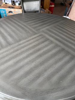 Dinette table