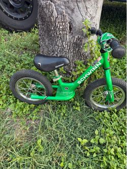 Schwinn Toddler Balance Bike, Boys and Girls, Fits Kids 28-38-Inches Tall