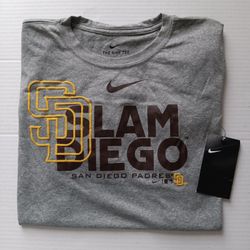 Size Medium San Diego Padres Nike Men’s Dri-Fit Tee