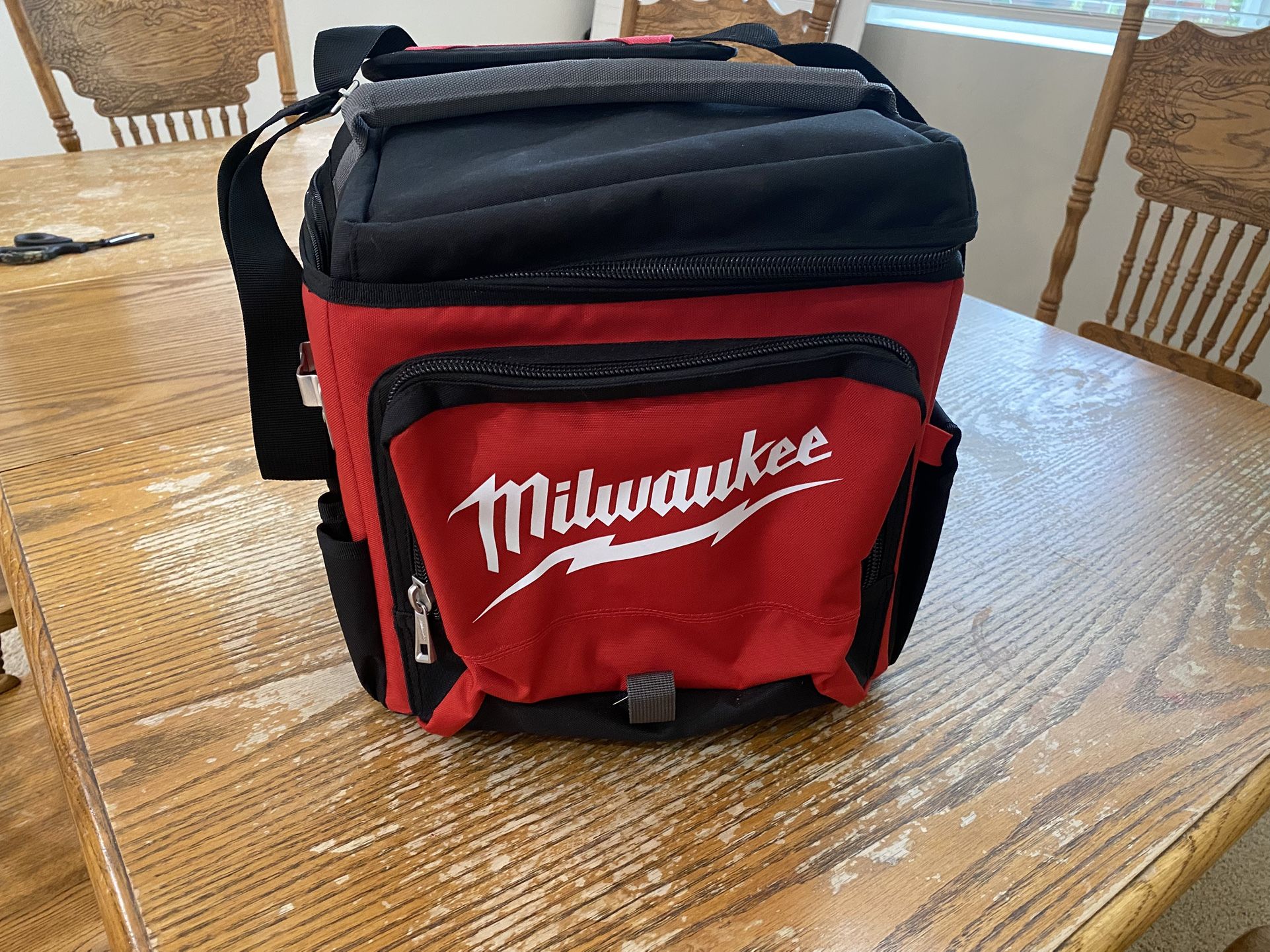 Milwaukee Job Cooler