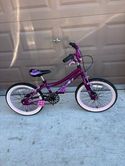 Kent 2 Cool BMX. 20” Wheels. Steel. TRAINING WHEELS available if needed.