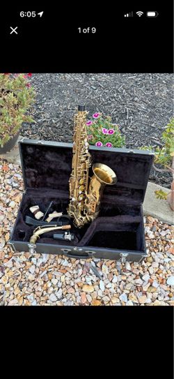Alto Saxophone with Hard Case and Accessories. Maiden USA Indiana.