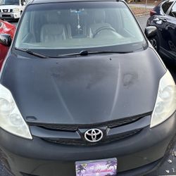 2008 Toyota Sienna