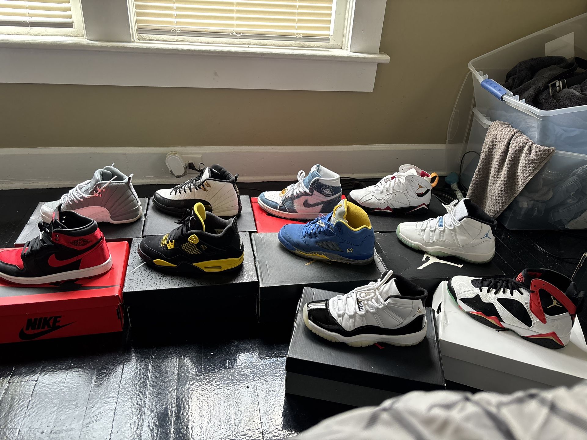 Nike / Jordans 7y