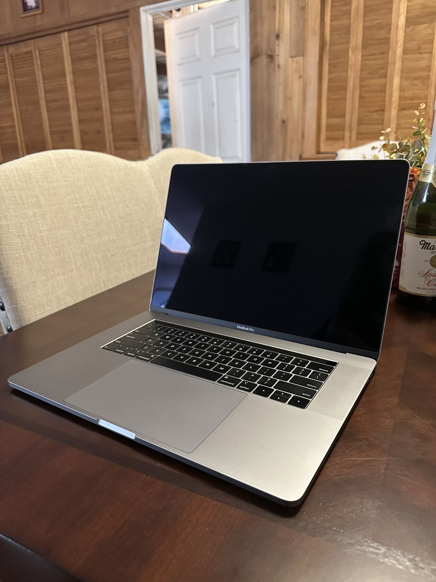 MacBook Pro Retina 15.4 Inch Core i9