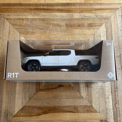 Rivian R1T 1:20 Scale Die-Cast Model – Glacier White | $60 OBO (Retail $75)