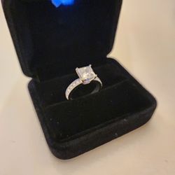 ENGAGEMENT RING REAL NATURAL DIAMOND 2.00 CARAT MAIN DIAMOND .33 SIDE BAND DIAMONDS WHITE GOLD 14K BAND GIA CERTIFIED WITH ALL PAPERWORK

