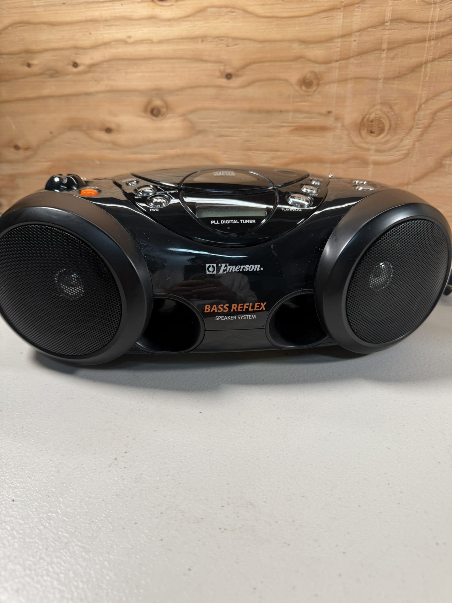 Emerson Radio Wonderful Condition