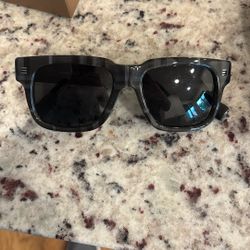 Burberry men’s charcoal Sunglasses