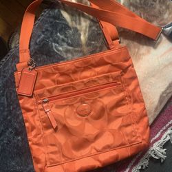 Authentic COACH Getaway Signature Bag