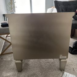 Bedside Table 