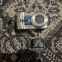 Panasonic LUMIX DMC-TZ3 Digital Compact Camera - Vintage