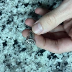 10k White Gold Lab Grown Diamond Ring