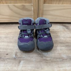 Keen Hiking Shoes Kids Size 9