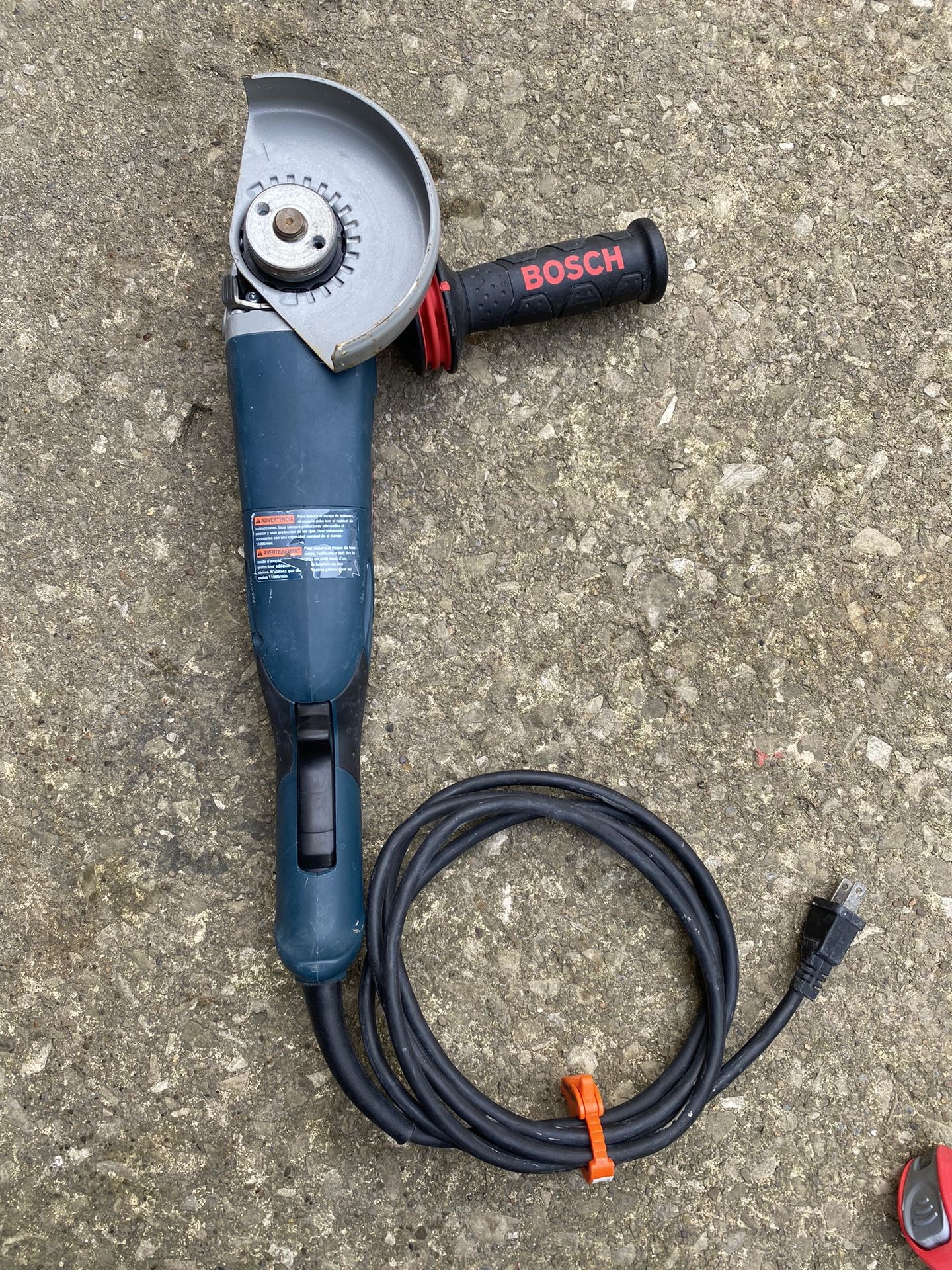 Bosch 5 In. 9.5 A Rat Tail Angle Grinder