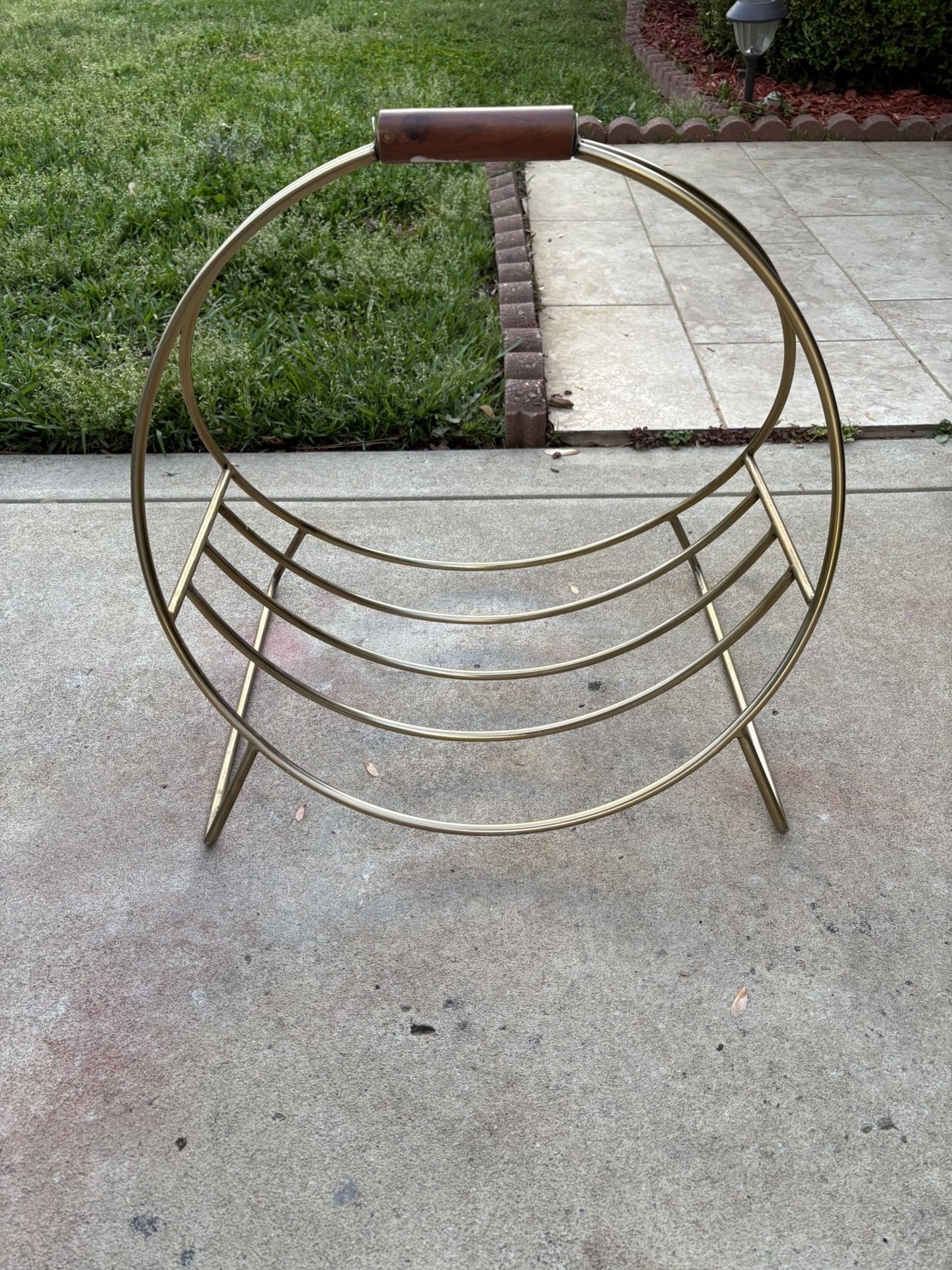Firewood rack / Log rack in GREAT Condition!