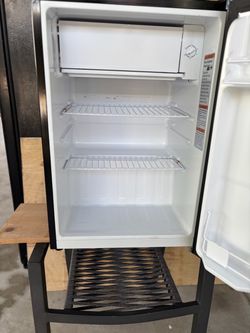 Small refrigerator like new 28” high 18” wide and 17 “ deep