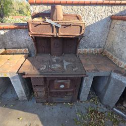 Classic Antique cast iron stove