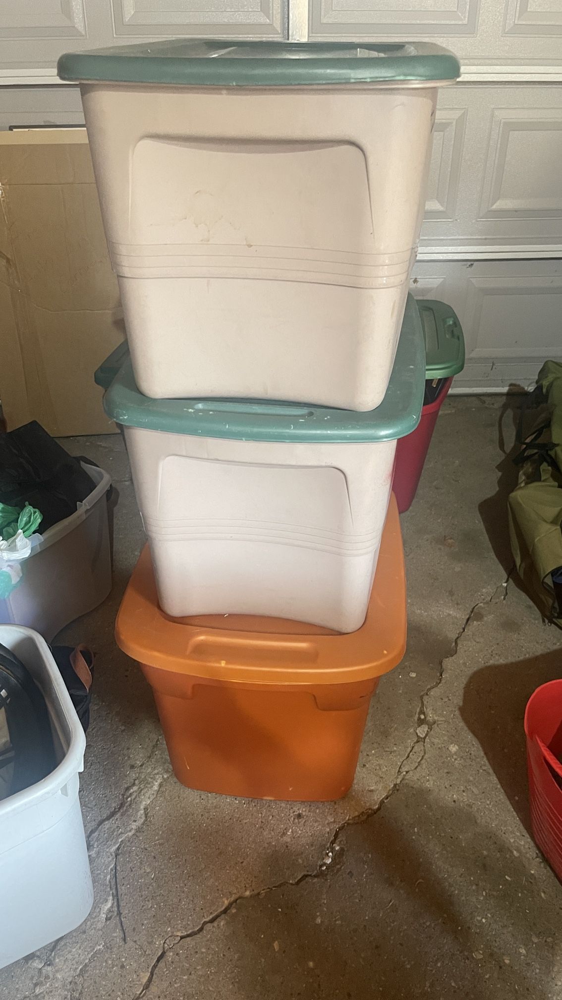 Container 