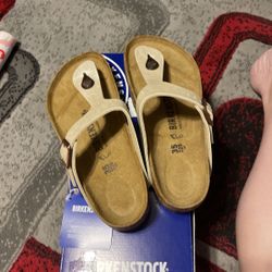 Birkenstock Womens Sandals Size 4