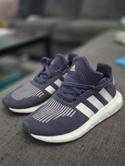 Swift Run 1.0 Shoes Kids size 1