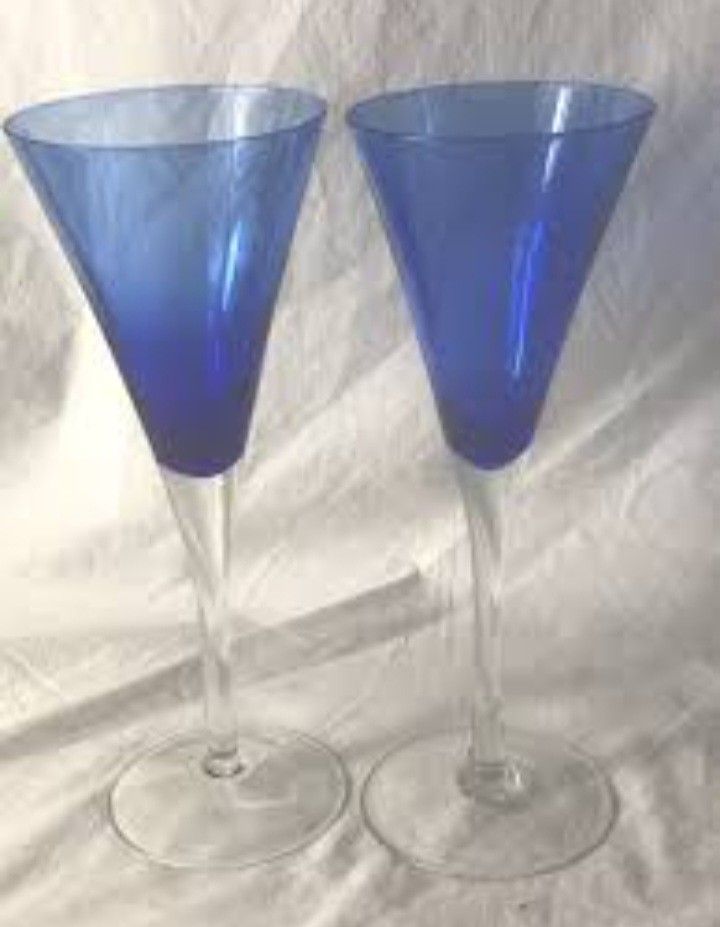 Set Of 5 Cobalt Blue Champagne Toasting Glasses. Libbys Colbalt Blue Assorted Mini Goblets. 12 Really Cute. Perfect Condition.