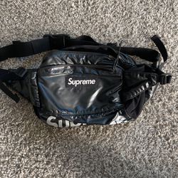 Supreme FW Waist Bag