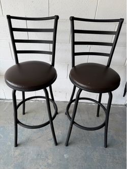 Pair of lightweight bar stools
