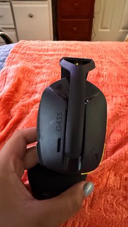 Logitech G435 Wireless Gaming Headset