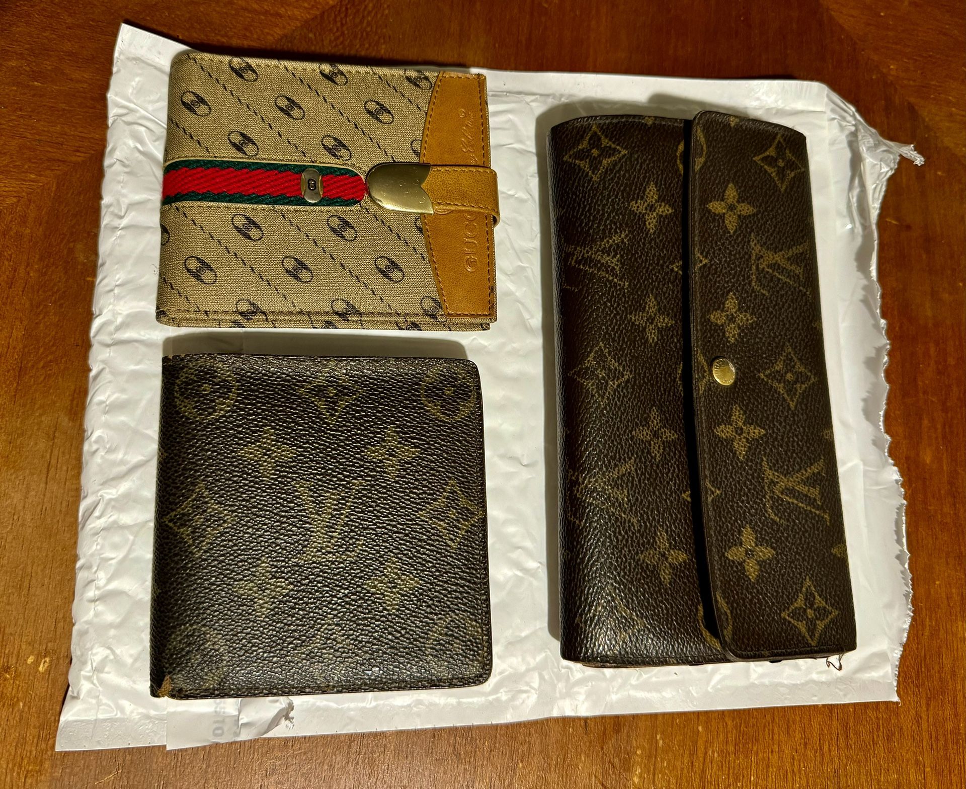 Louis Vuitton Wallets & Gucci Wallet