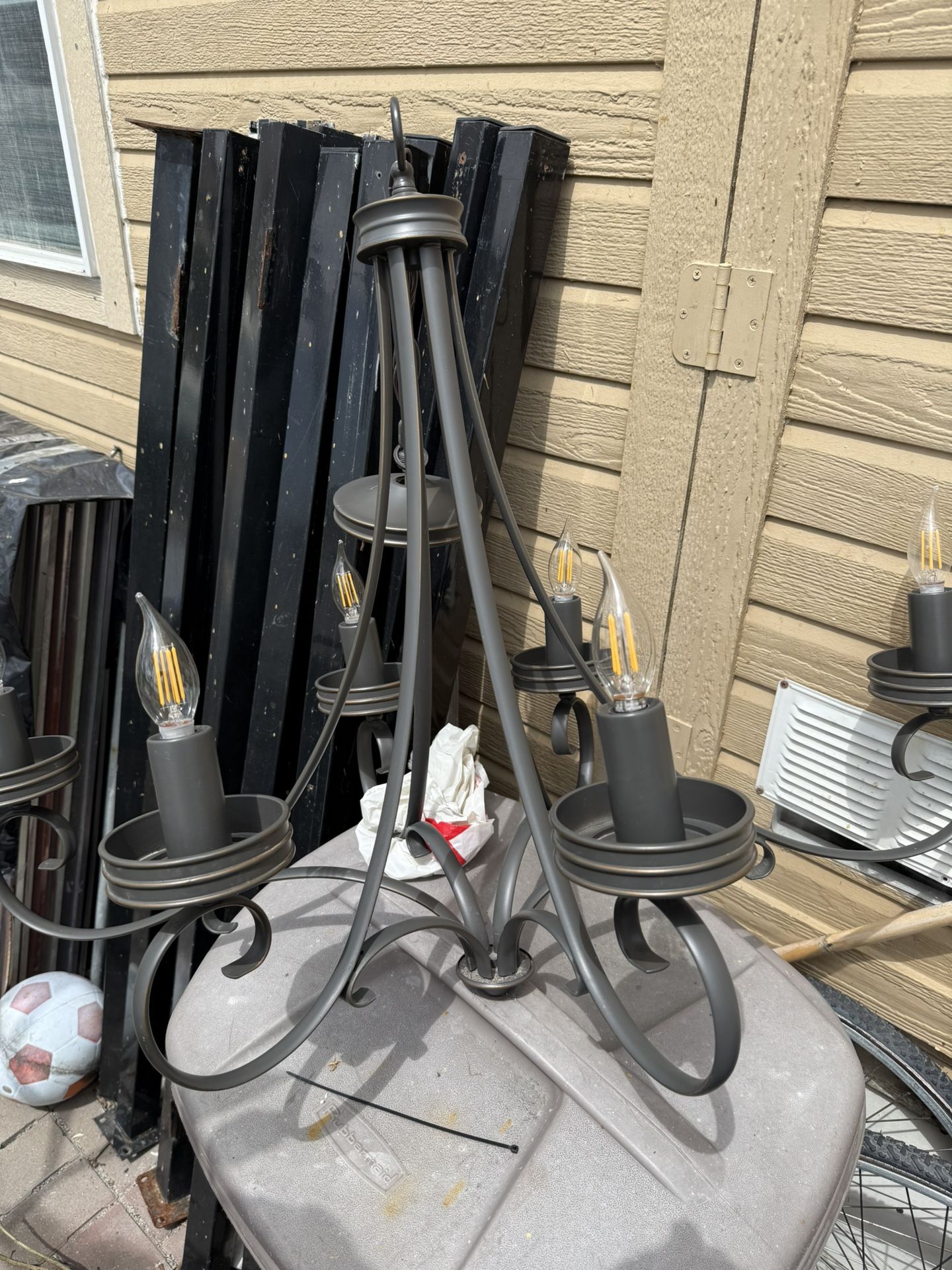 6 Lamp Chandelier