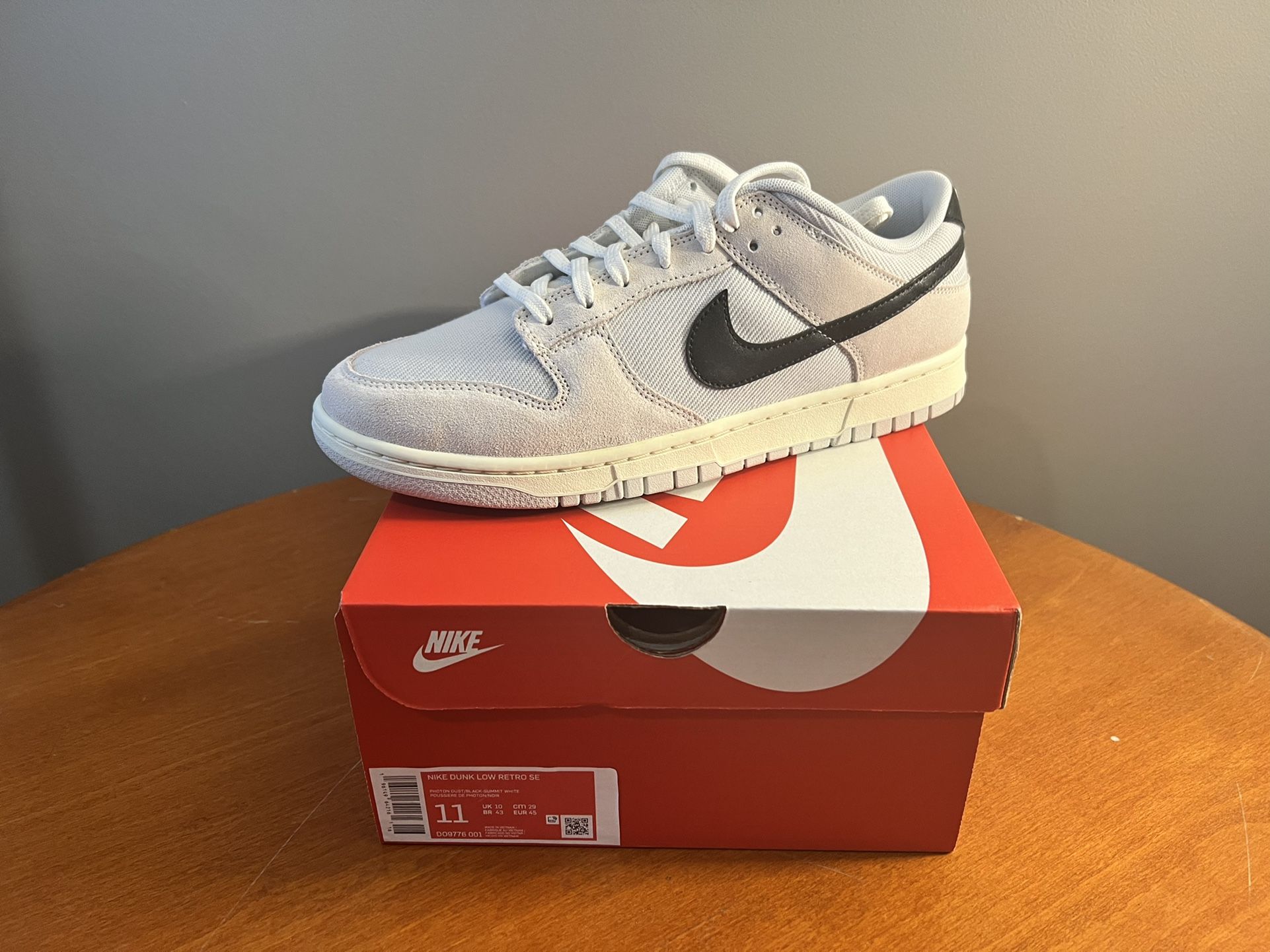 Nike Dunk Low Retro Se “Certified Fresh” Sizes 8 & 11