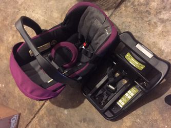 Car seat w/ base and stroller set