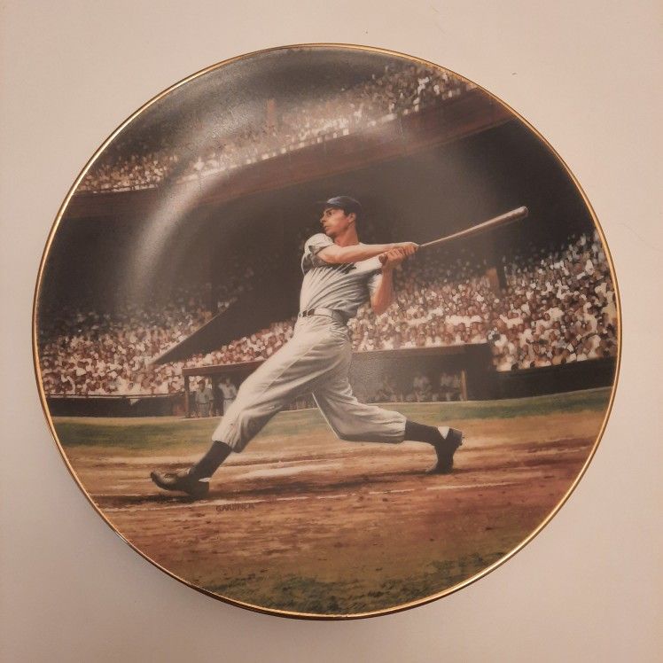 The Bradley Exchange "Joe DiMaggio: The Streak" No. 16221A Collectible Plate.