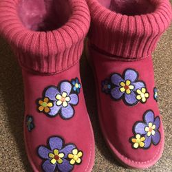 NEW Adult Size 10 Women’s Pink Suede Winter Boots