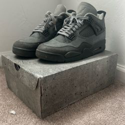 Jordan 4s Smoke Grey Ciment 