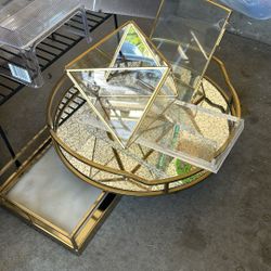 Decorative Items Jewelry or Showcase Gold Mirror 