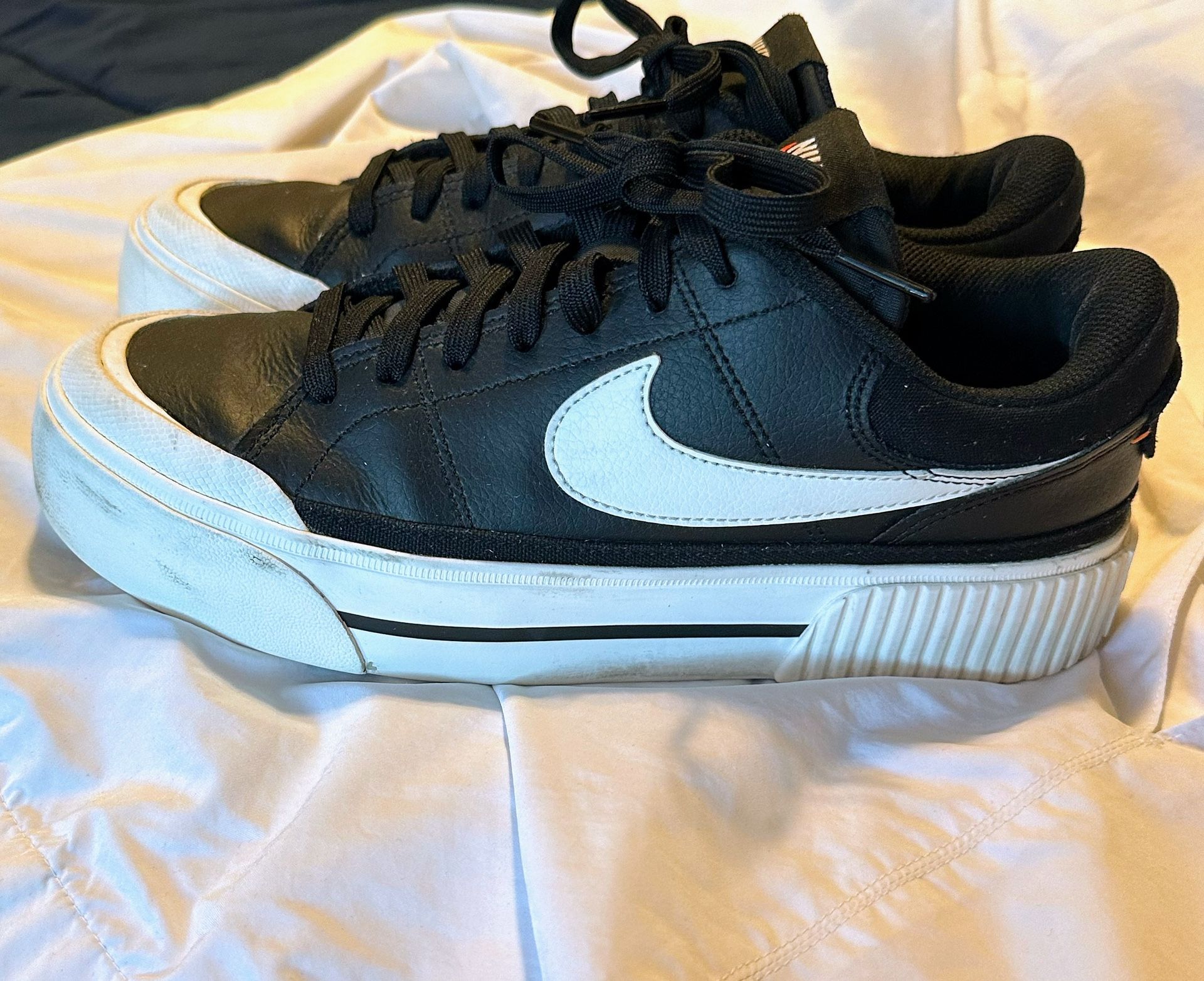 Nike Court Legacy Sneaker Women Size 8.5