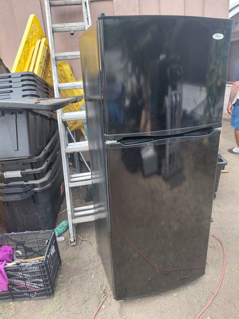 Whirlpool Refrigerator