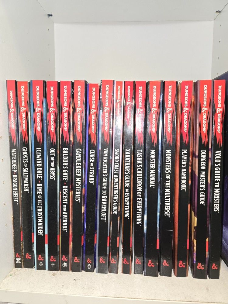 Dungeons & Dragons 5e Adventure & Sourcebooks