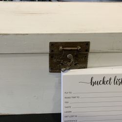 Bucket list box with cards/card box